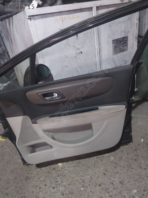 CİTROEN C4 2006 ÇIKMA ORİJİNAL SAĞ ÖN KAPI DÖŞEMESİ