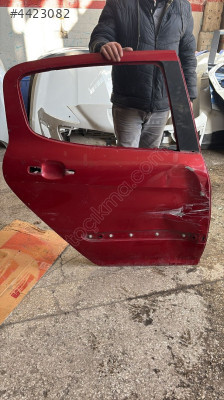 308 sağ arka kapı