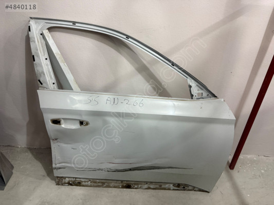 SKODA SUPER B ÇIKMA ORJİNAL SAĞ ÖN KAPI BD2