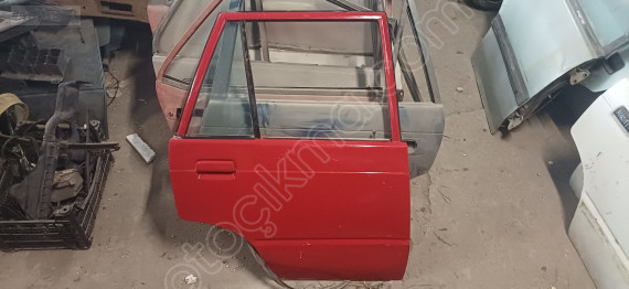 SUZUKİ MARUTİ SAĞ ARKA KAPI