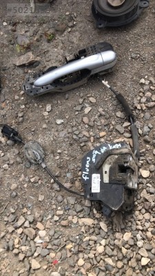 Renault fluence sağ ön kapı kilidi