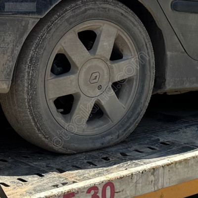 Renault Laguna 1 Çelik jant