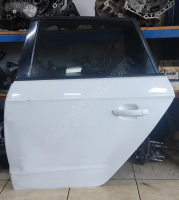 AUDİ A3  SOL ARKA KAPI