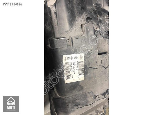 Renault Clio 4 Sağ Far Orjinal Çıkma