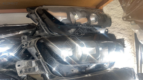 Citroen c4 picasso sağ ön far lambası