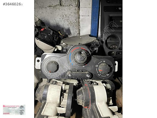 RENAULT KANGO CLİMA KONTROL PANELİ ORİJİNAL...