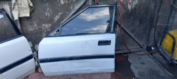 Çıkma mazda 323 hatcback sol ön kapı