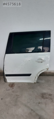 SKODA YETİ SOL ARKA KAPI