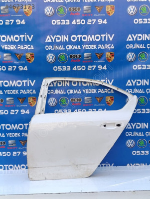 SKODA OCTAVİA 2014-2018 SOL ARKA KAPI OEM 5E5833601A