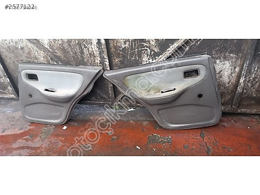 nissan sunny arka kapı döşemesi