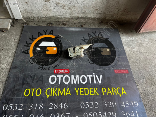 Renault Clio 2 Sağ ön Kapı Kilidi Orjinal Çıkma