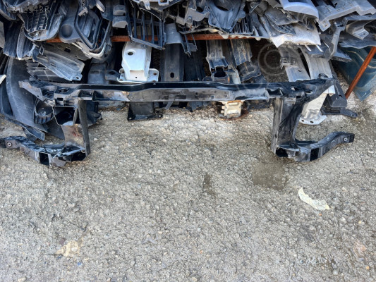 Mercedes Vito Ön Panel Çıkma