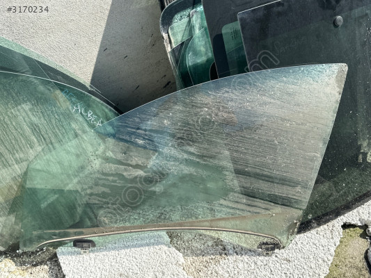 Renault megane 3 sol ön kapı camı