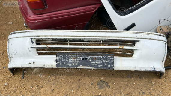 Toyota hiace ön tampon