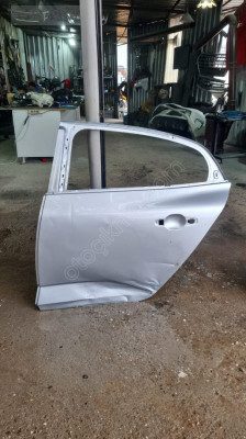 Renualt megane 4 model 2020 sol arka