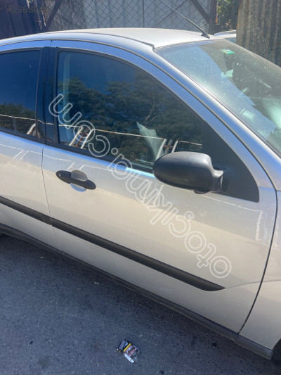 Ford Focus 1 sağ ön kapı dolu hatasız çıkma