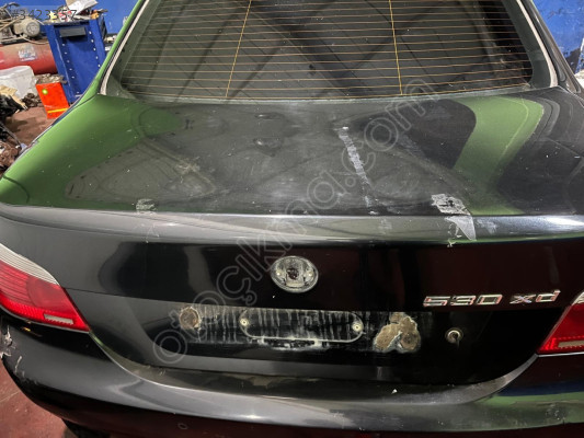 BMW E60 Bagaj Kapağı