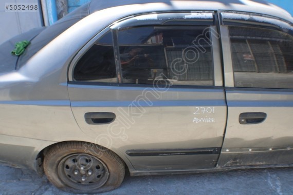 ÇIKMA HYUNDAİ ACCENT ADMİRE SAĞ ARKA KAPI 2701