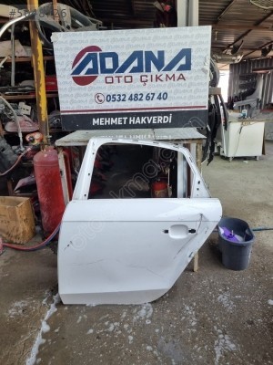 Audi A.4 model 2010-2015 sol arka kapı