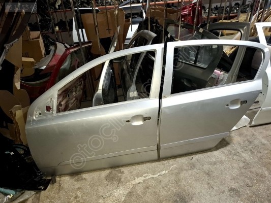 ÖZMEN OPEL ASTRA H ÇIKMA SOL ÖN ARKA KAPI