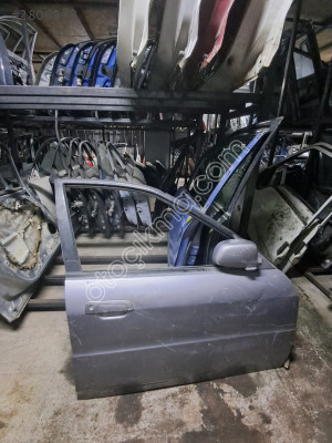 Mitsubishi Lancer Sağ Ön Kapı