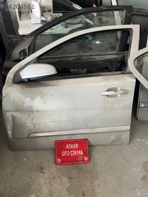 Astra Haş sol ön kapı