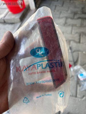 dacia duster sol arka tampon reflektörü sıfır