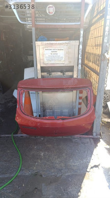 DACİA SANDERO ARKA BAGAJ KAPAĞI