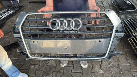Audi q3 ön panjur