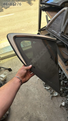 HYUNDAİ TUCSON KELEBEK CAMI