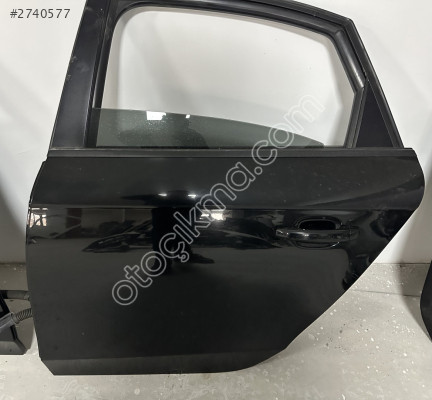 AUDİ A4 ÇIKMA ORJİNAL HATASIZ DOLU SOL ARKA KAPI N2
