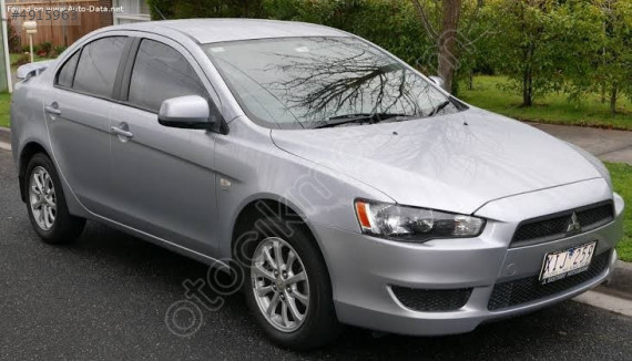 MITSUBISHI LANCER 09- ÖN CAM