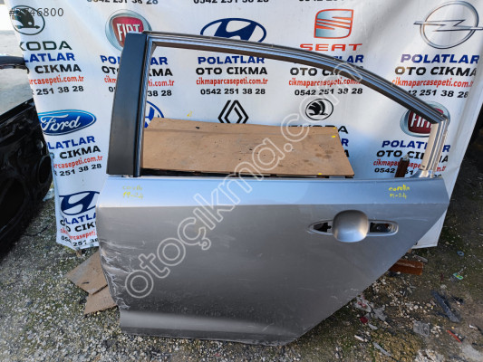 Toyota Corolla arka sol kapı Orjinal 2019-2024