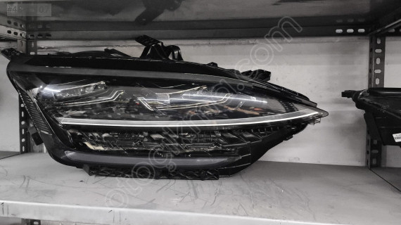 BYD SEAL U Sağ Ön Far