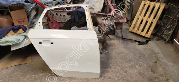 Audi a4 2009 sag arka kapı