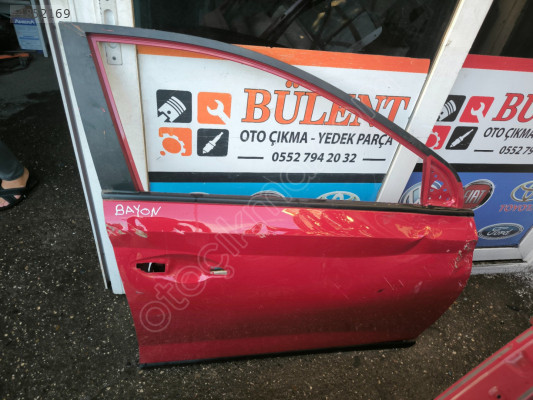 Hyundai Bayon sağ ön kapı orijinal çıkma