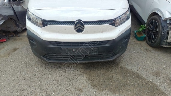 Citroen Berlingo dolu ön tampon