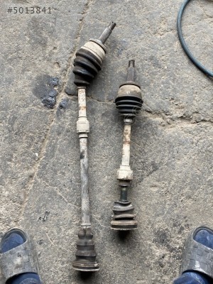HYUNDAİ İ20 SAĞ SOL AKS KOMPLE