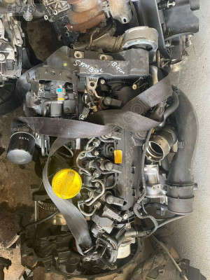 RENAULT SYMBOL KOMPLE MOTOR