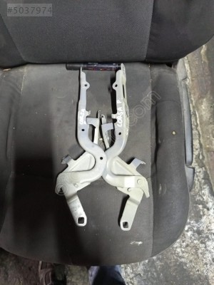 OPEL CORSA F KAPUT MENTEŞESİ