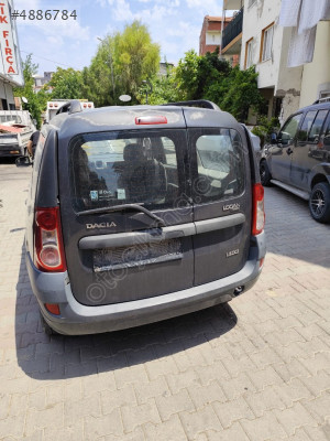 Dacia Logan 1.5 dizel sağ arka stop
