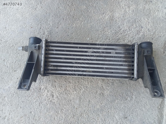 FORD CONNECT İNTERCOOLER CİKMA