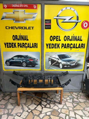 Opel frontera b ön panel tampon iç maske