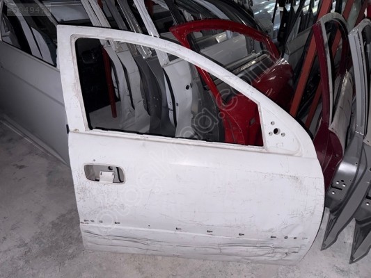 OPEL ASTRA G ÇIKMA ORİJİNAL SAĞ ÖN KAPI BD2
