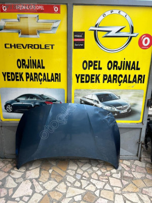 Opel astra k mavi kaput