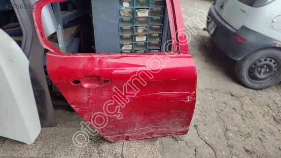 Peugeot 308 sağ arka kapı