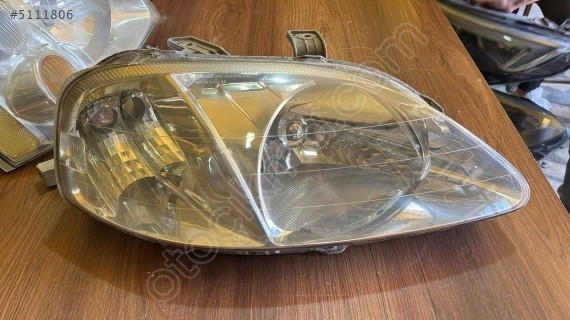 HONDA CİVİC SAĞ FAR