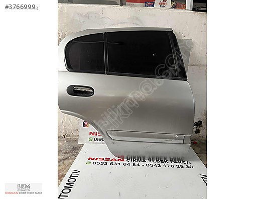 Nissan Almera Sağ Arka kapı