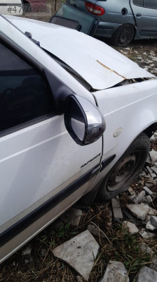 Dacia solenza sag ayna