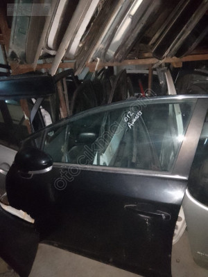 TOYOTA AVENSİS 2012-2017 MODEL ORJİNAL ÇIKMA SOL ÖN KAPI